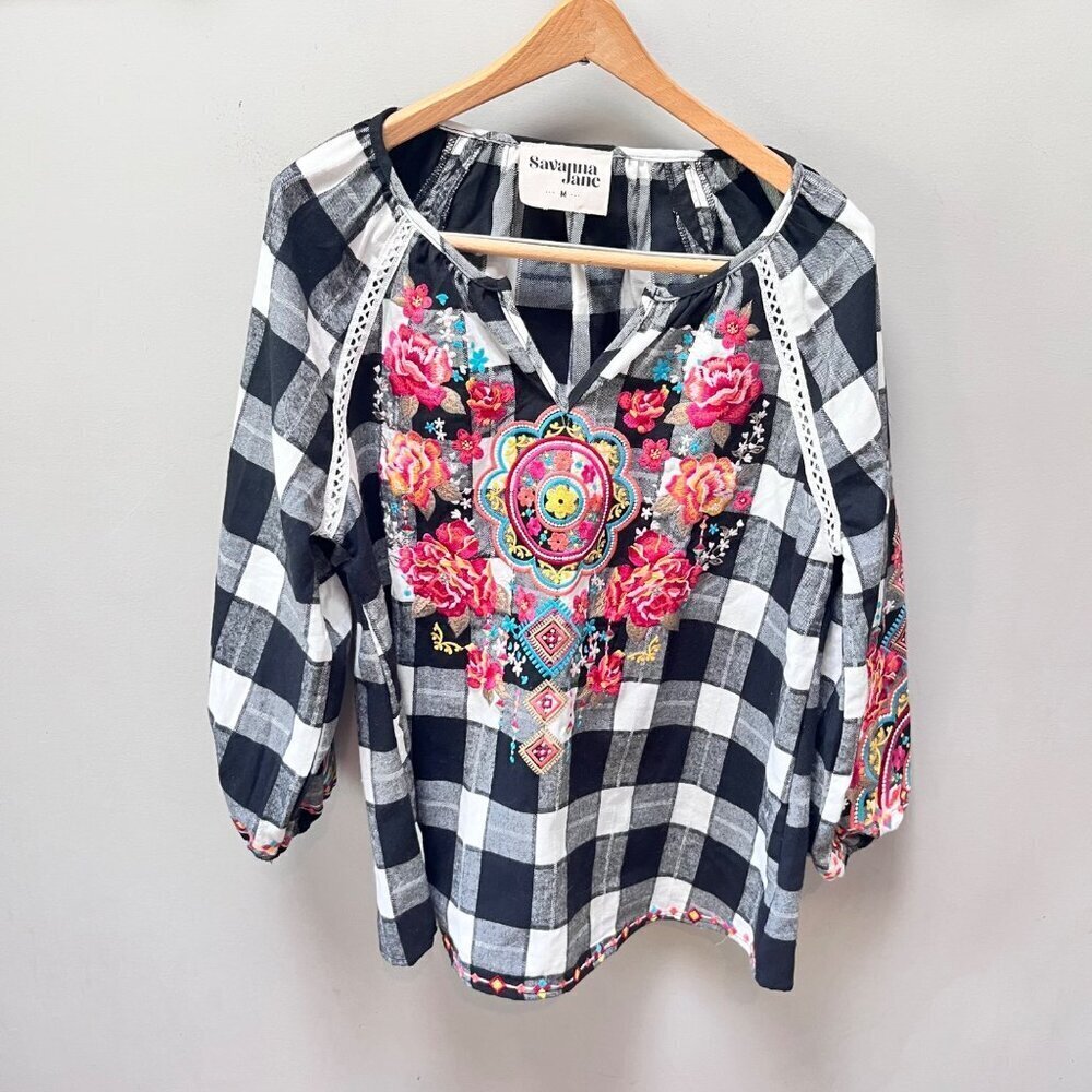 Savanna Jane M‎ Women's Black & White Plaid Embroidered Floral Boho Top